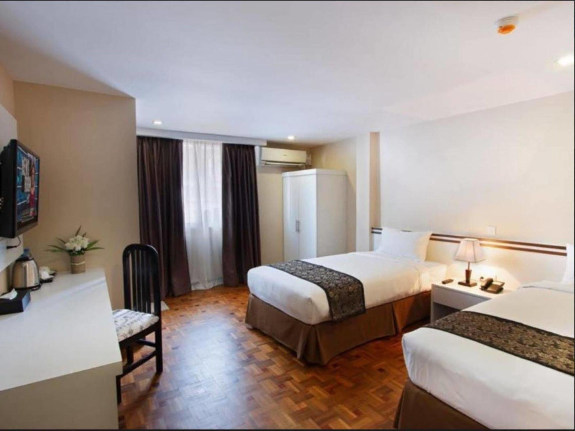 Hotel Esta Yangon Exteriör bild